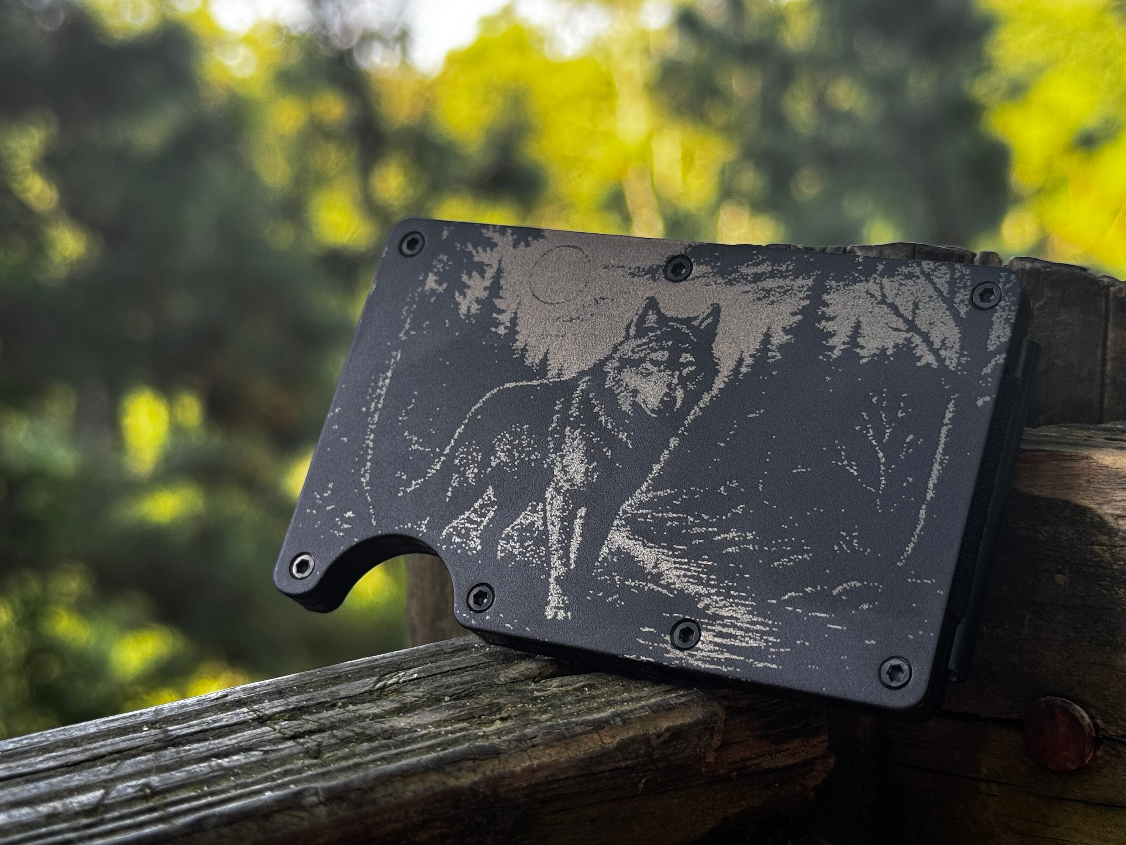 Wolf Wallet